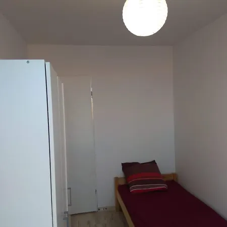 Homestay Single Private In A 5 Shared *