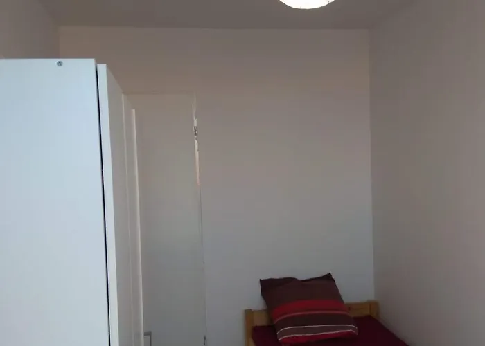 民宿 Single Private In A 5 Shared *